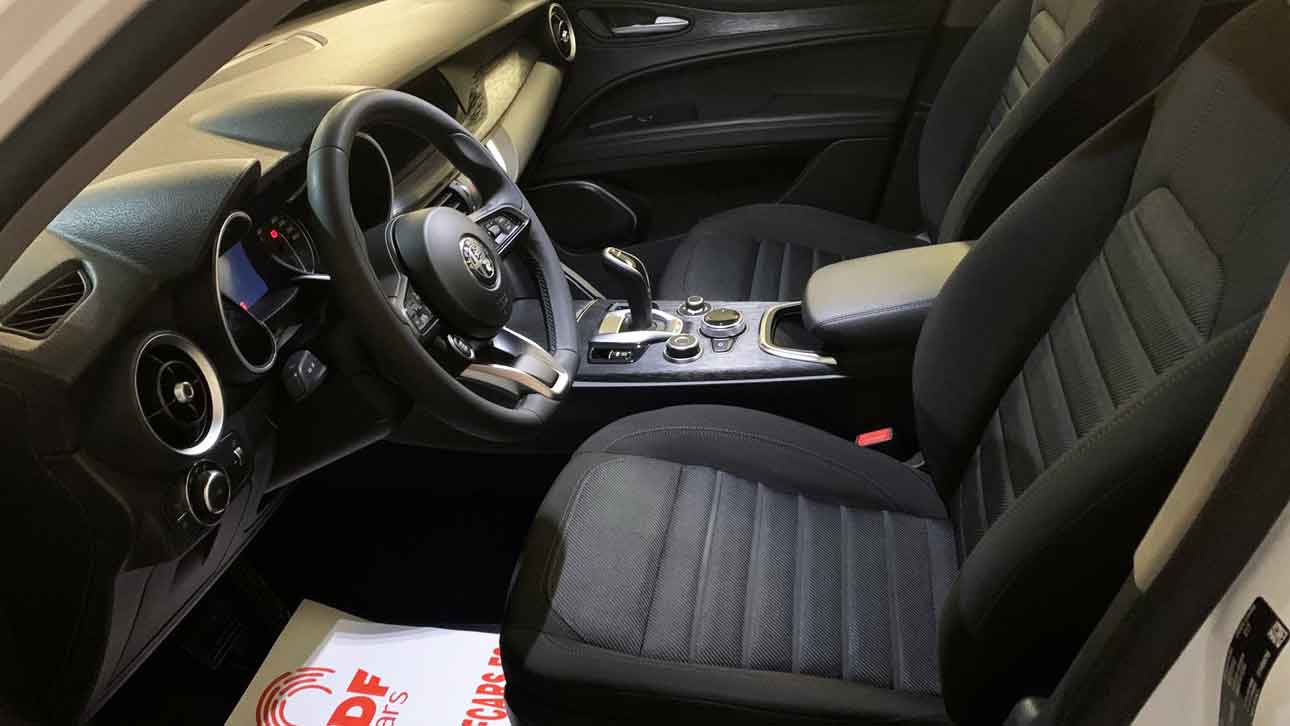 Alfa Romeo Stelvio Super RWD 2.2 D 160 CV